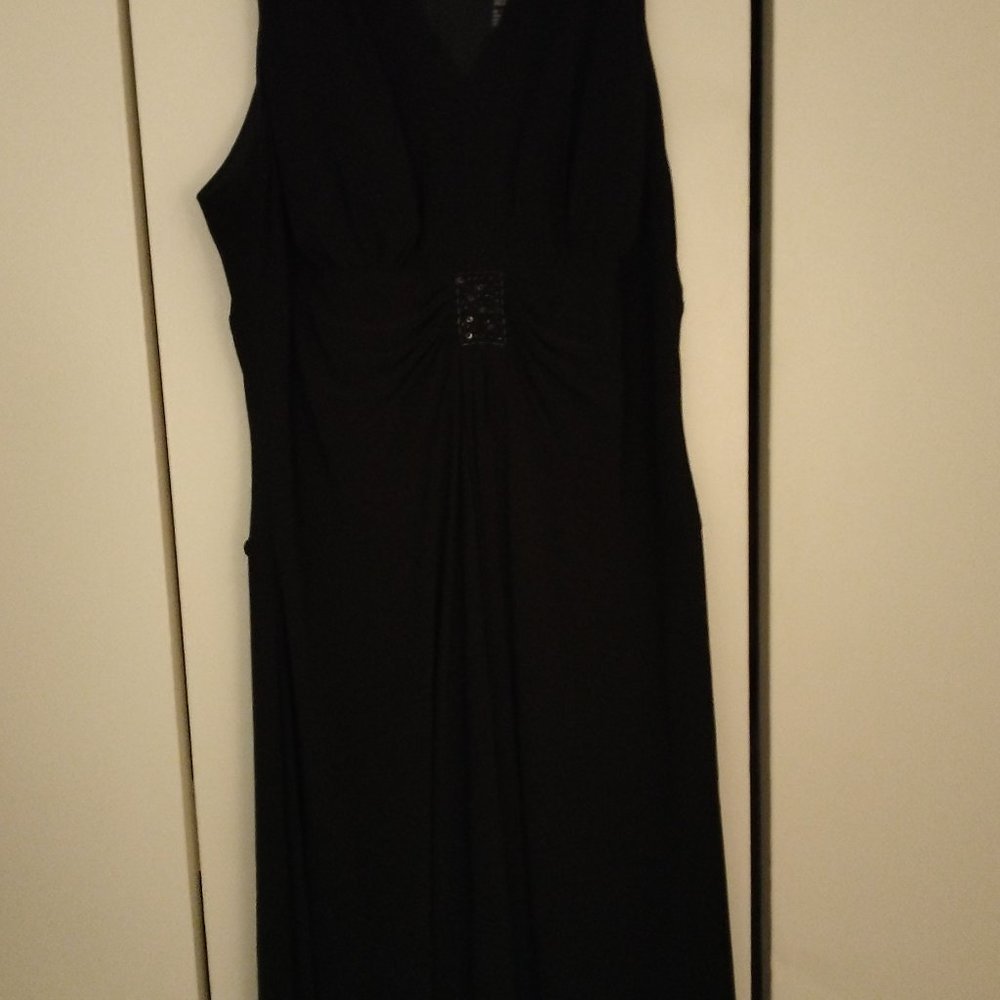Jessica Howard evening black dress - Size 16